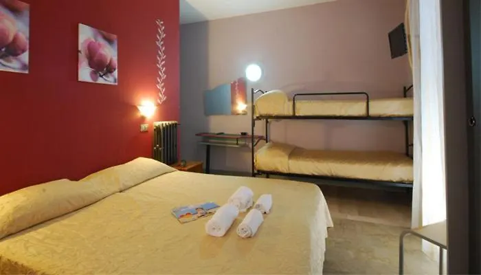 Hotel Kent Riccione 3*,